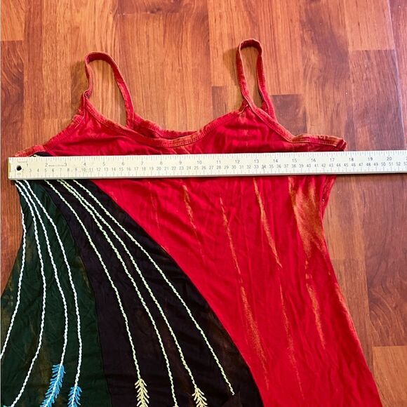 The Pyramid Collection Tank top Size 2XL - Picture 6 of 7